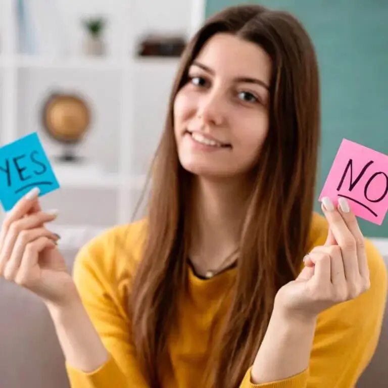 Profesional de salud mental recomienda tratamientos especializados para TCA.